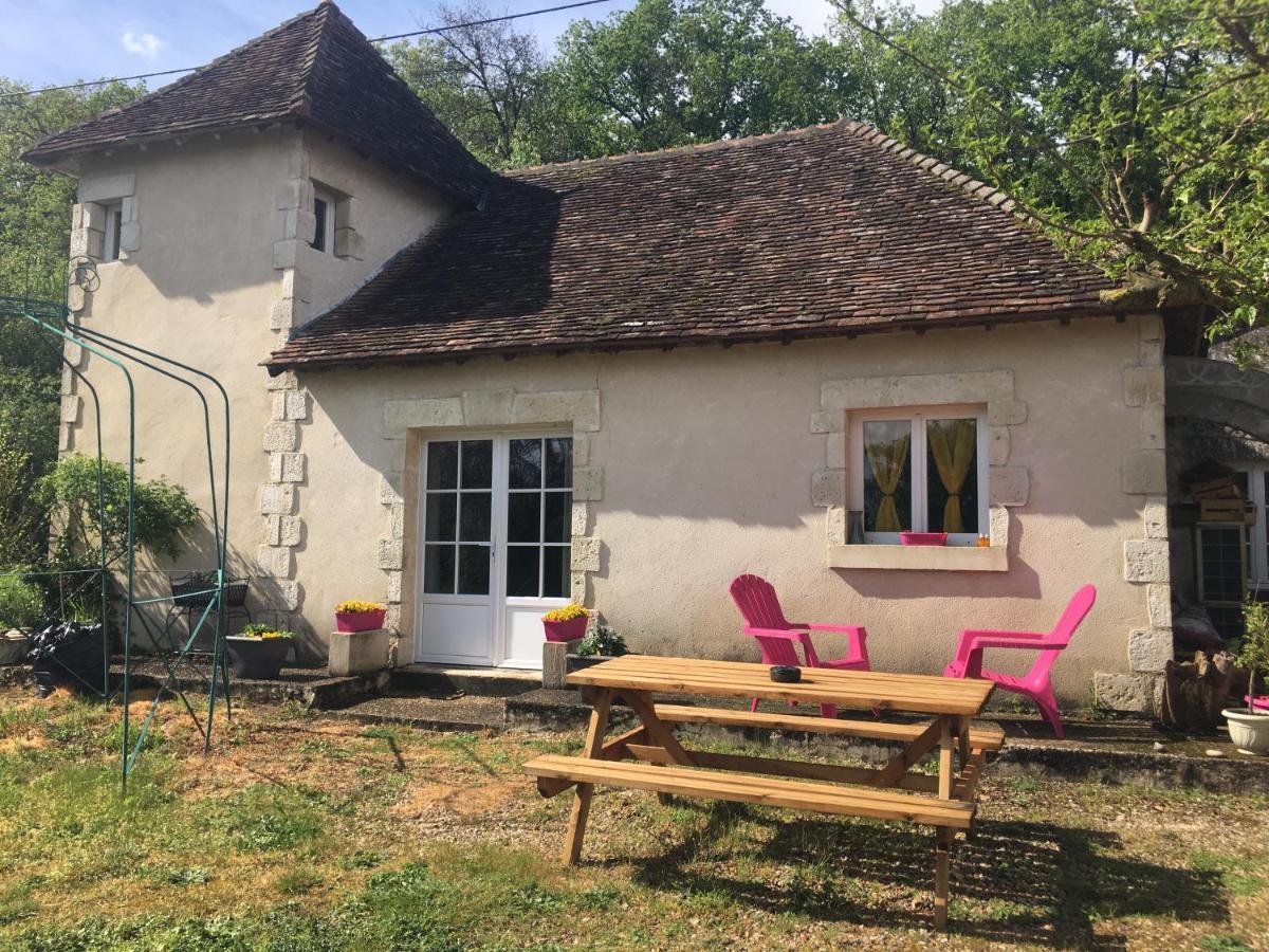 Bed and Breakfast Le Grand Coudreau Nazelles-Negron Exterior foto